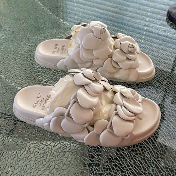 VALENTINO GERAVANI Rose Edition Atelier Petal Slide w/Box and Dustbag - Picture 8 of 15